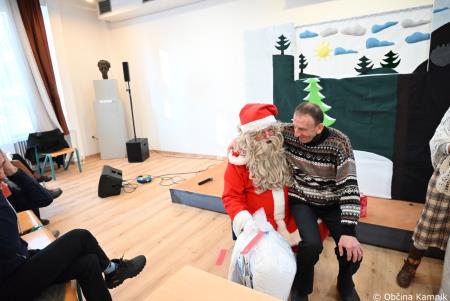Varovance Društva Sožitje Kamnik obiskal Božiček (9)